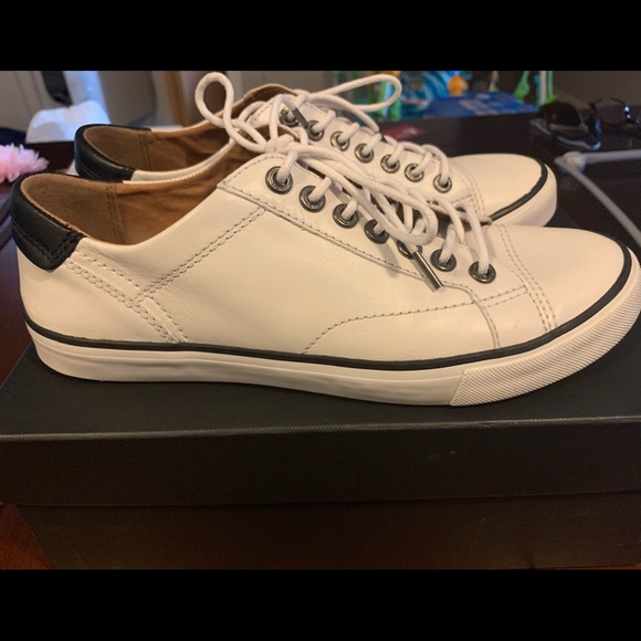 Coach men’s white shoes - Picture 3 of 5
